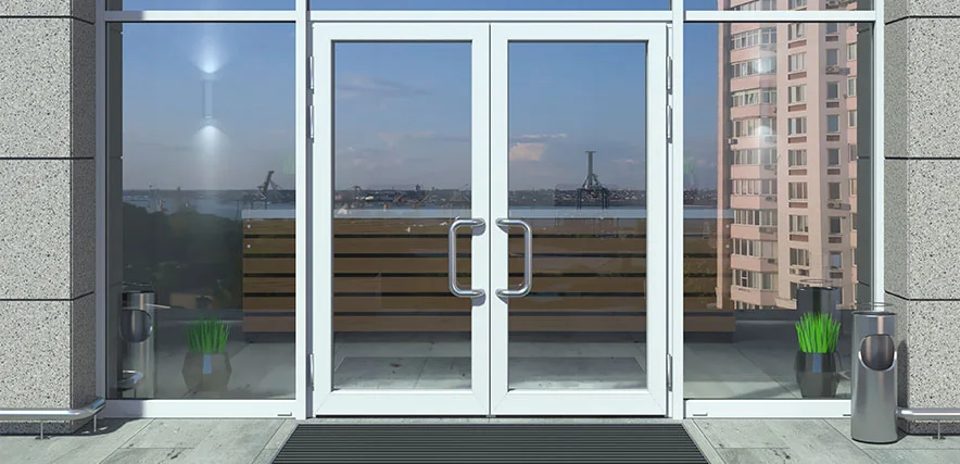 storefront glass repair in Bartow, FL